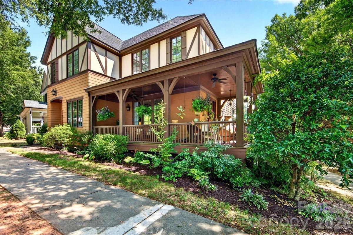 2049 Lexington St., Belmont, NC 28012