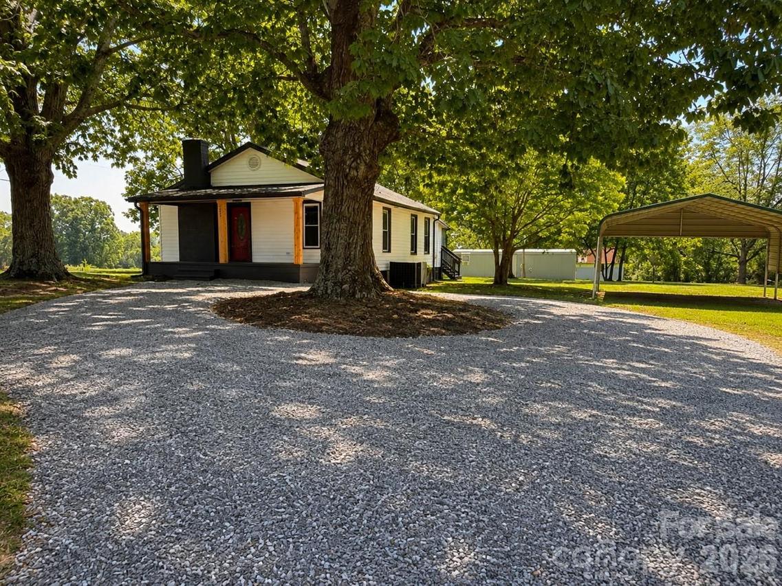 251 Beulah Rd., Statesville, NC 28677