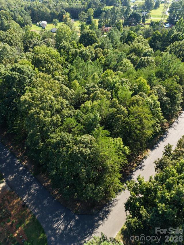 1550 Maiden Wood Cir., Maiden, NC 28650