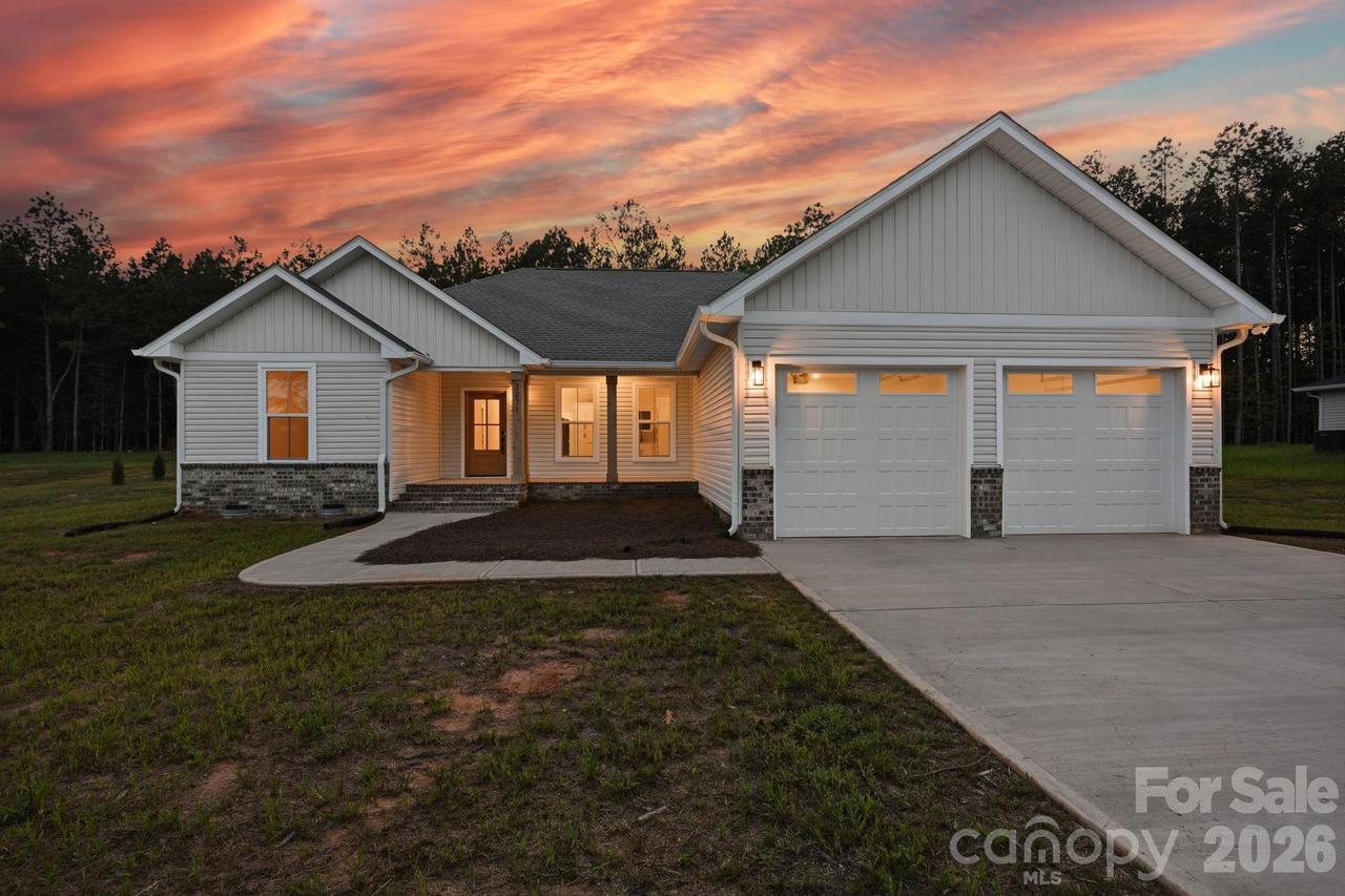 2271 Lee Lawing Rd., Lincolnton, NC 28092