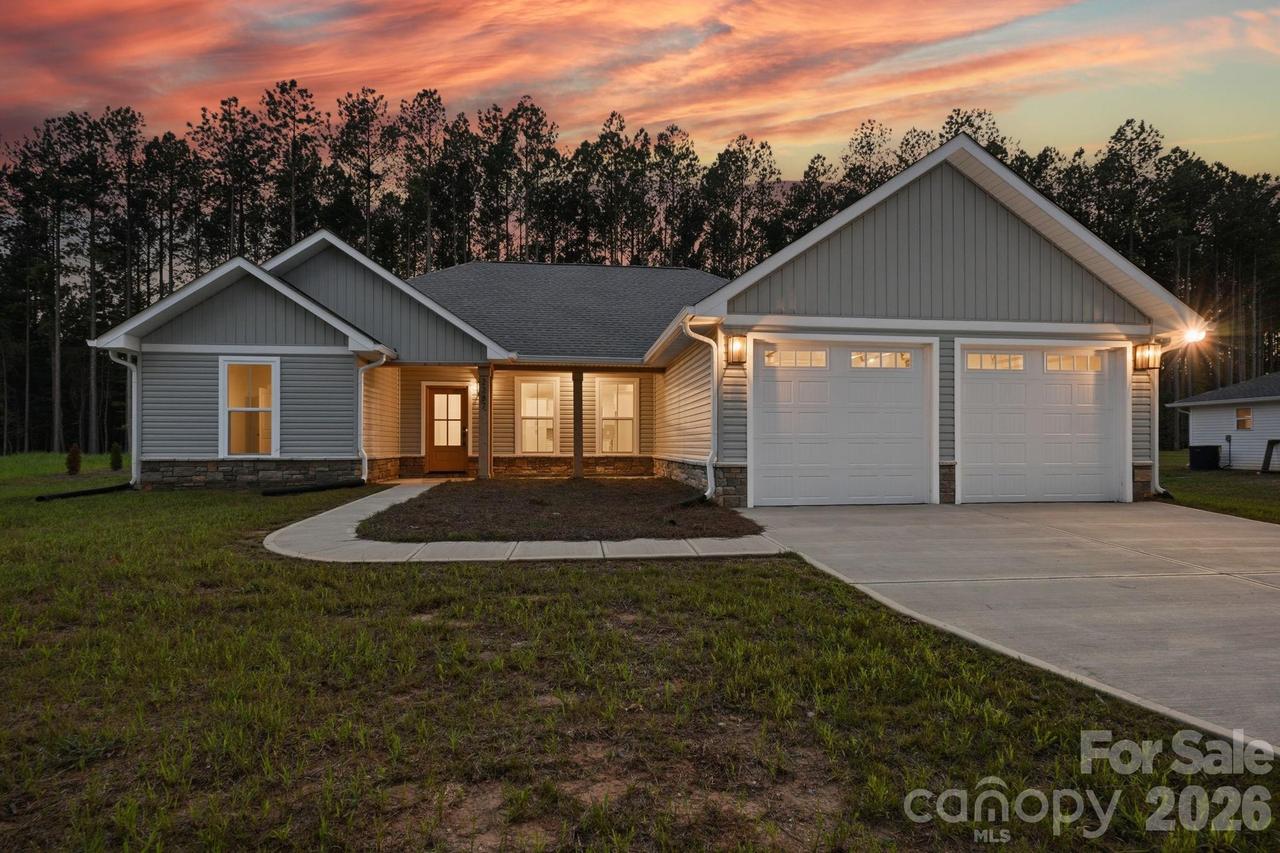 2287 Lee Lawing Rd., Lincolnton, NC 28092