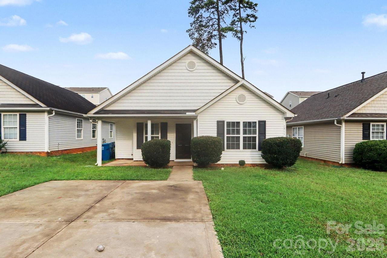 1311 Braveheart Ln., Charlotte, NC 28216