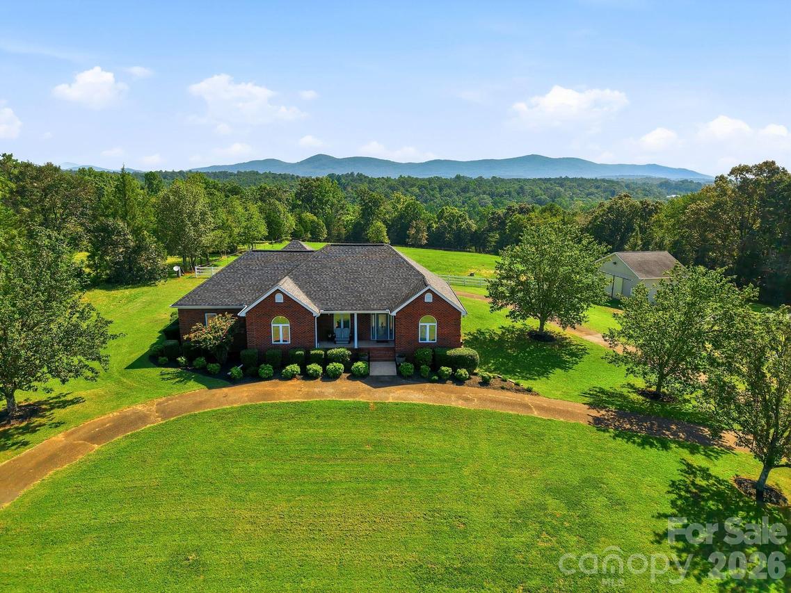 2950 Pearidge Rd., Bostic, NC 28018