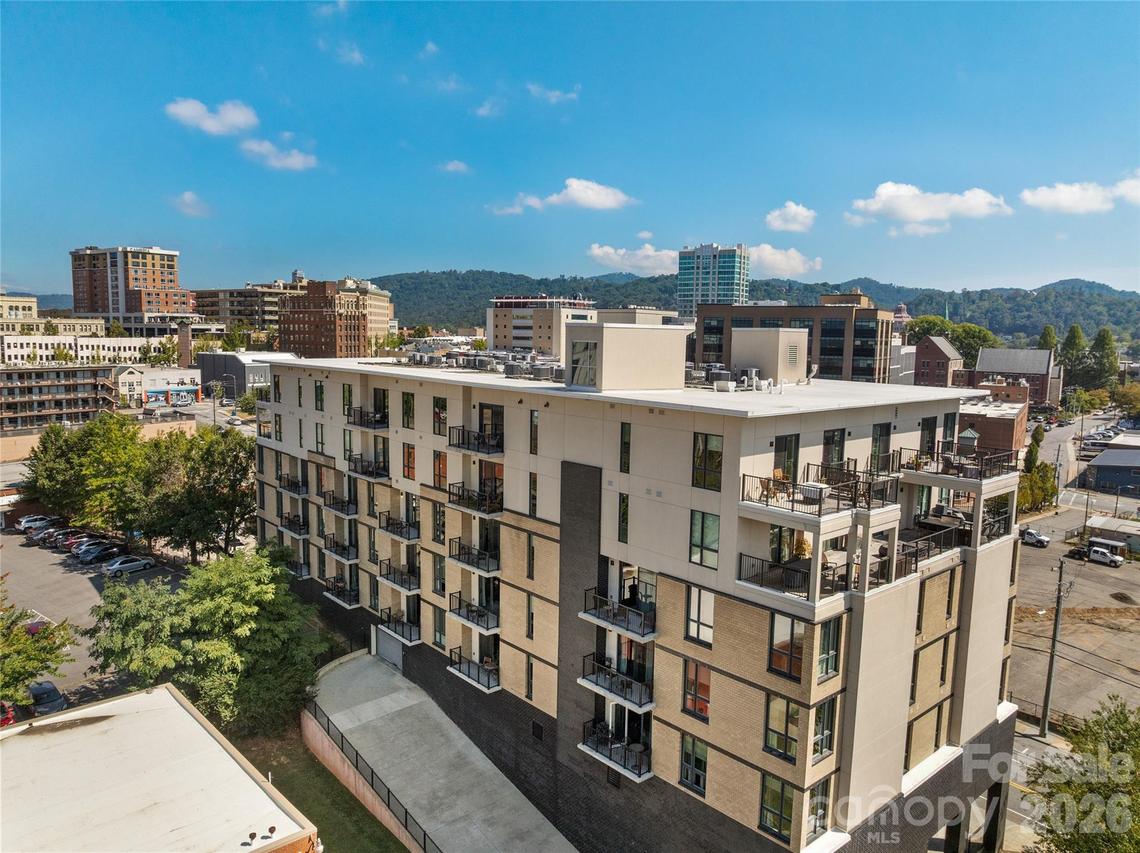 45 Asheland Ave. #700, Asheville, NC 28801