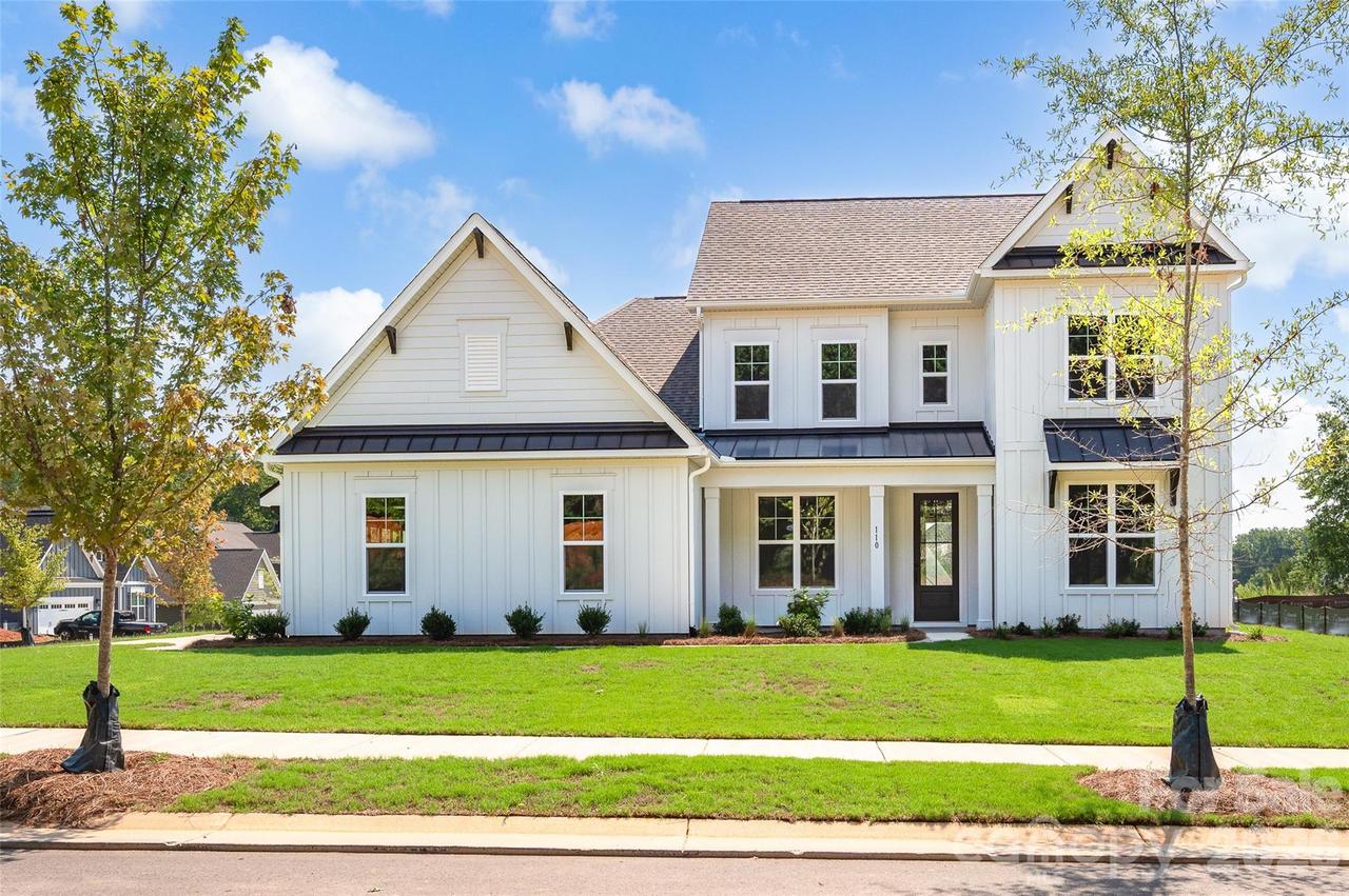 110 Elora Ln., Mooresville, NC 28115