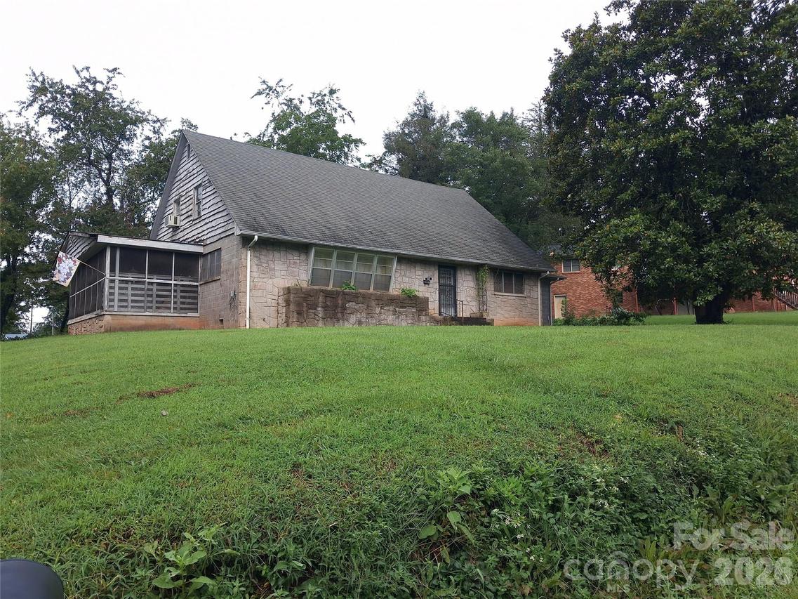 50 Ashworth Cir., Marion, NC 28752