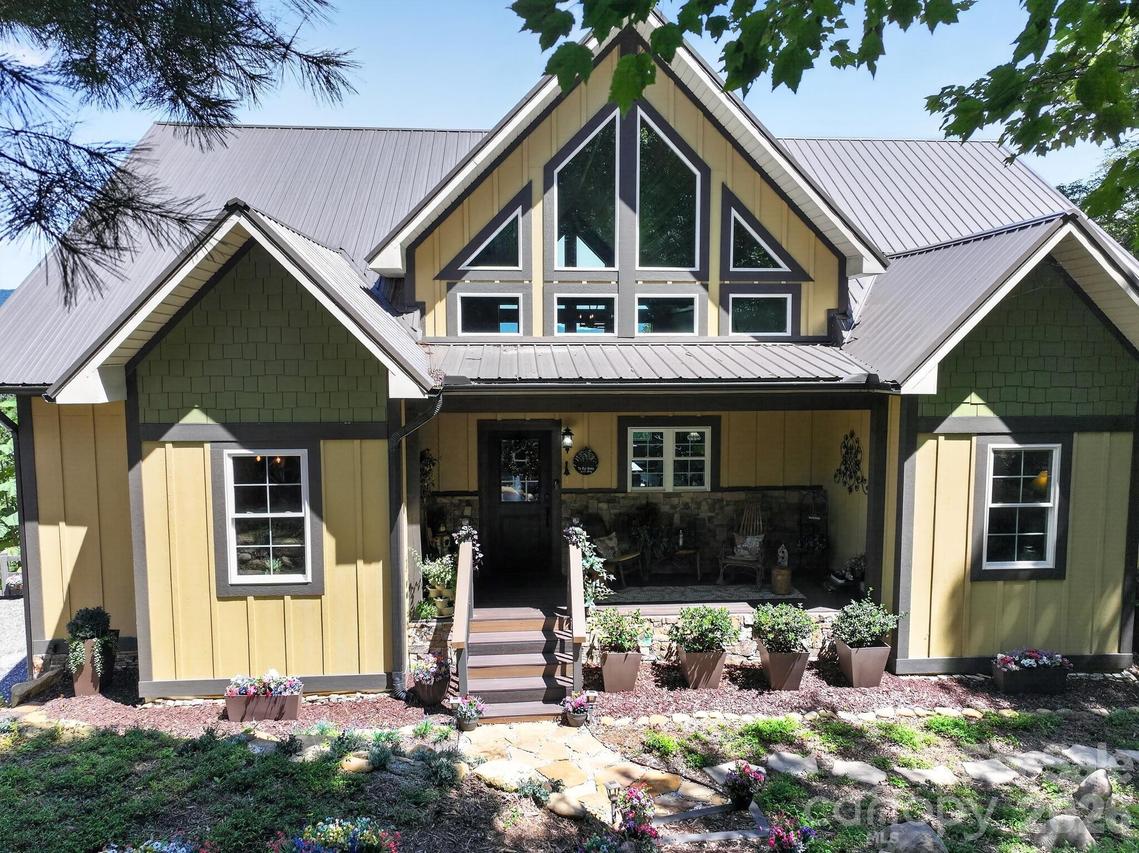 100 Brookstone Mountain Tr., Franklin, NC 28734