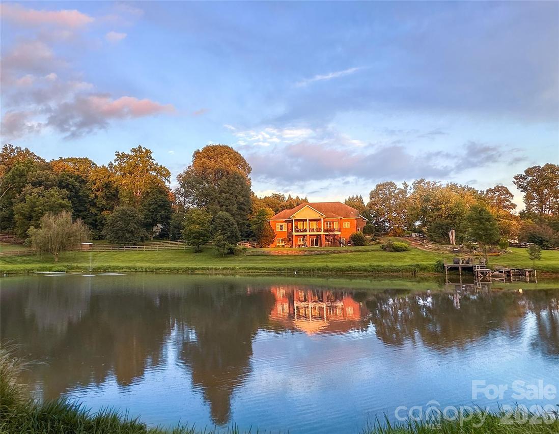 2985 Bradshaw Rd., Mooresville, NC 28115