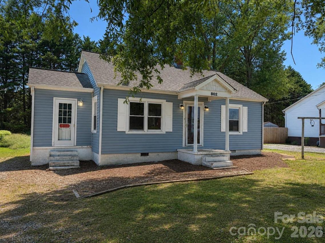 802 3rd St., Conover, NC 28613