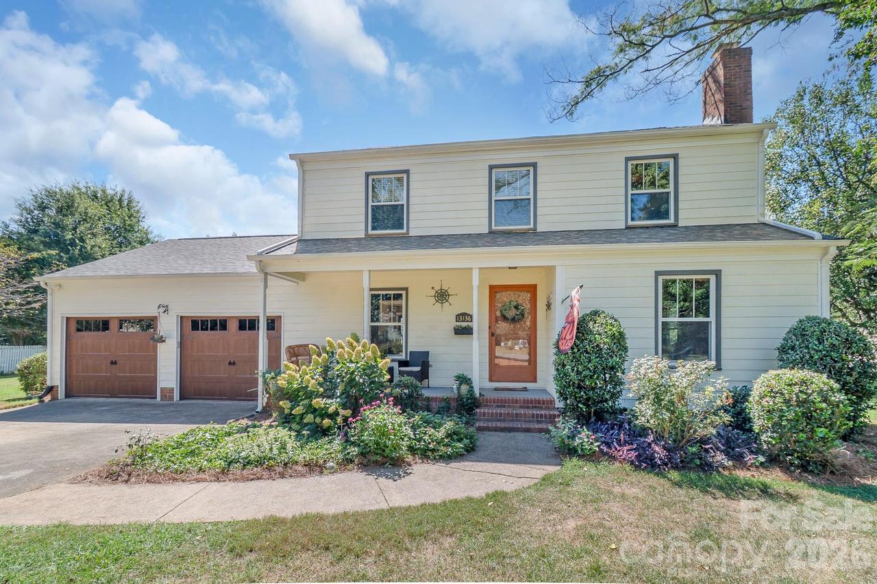 13136 Blacksmith Ct., Matthews, NC 28105