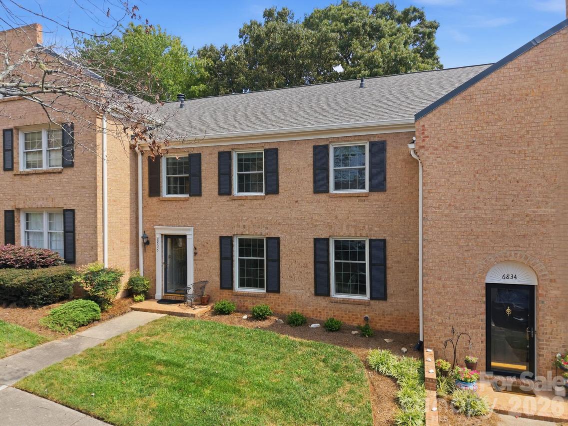 6836 Dumbarton Dr., Charlotte, NC 28210