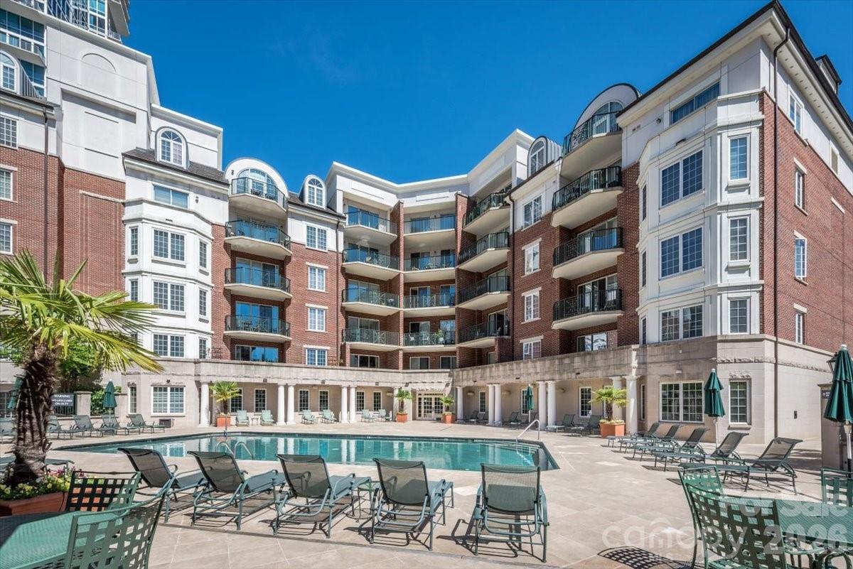300 W 5th St. #318, Charlotte, NC 28202
