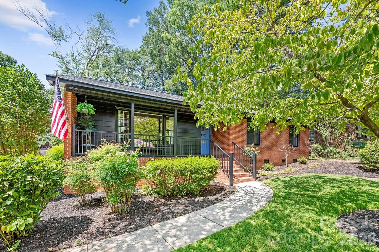 4200 Murrayhill Rd., Charlotte, NC 28209