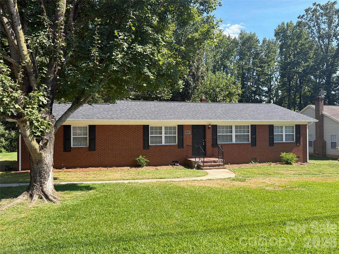 5220 Nevin Rd., Charlotte, NC 28269
