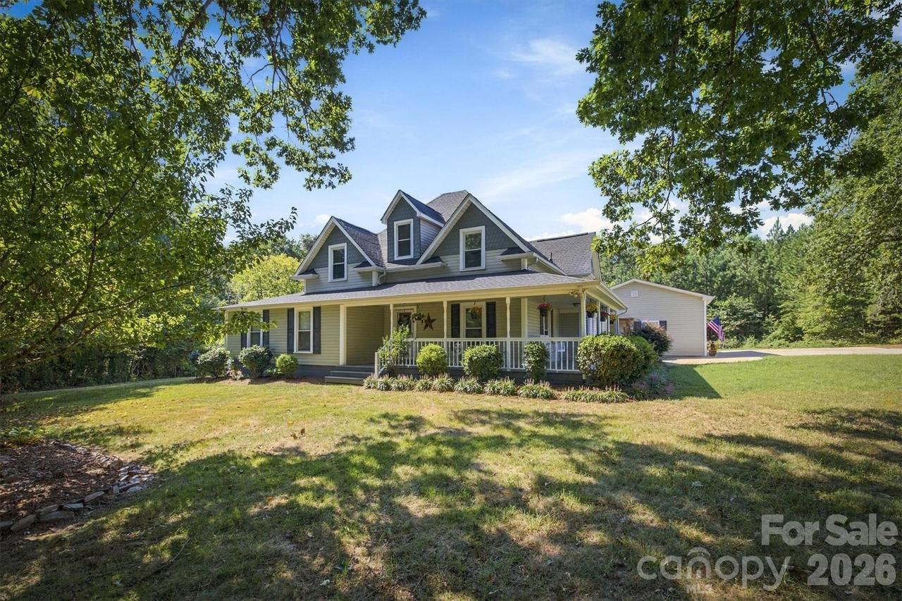 2993 Countryside Dr., Granite Falls, NC 28630