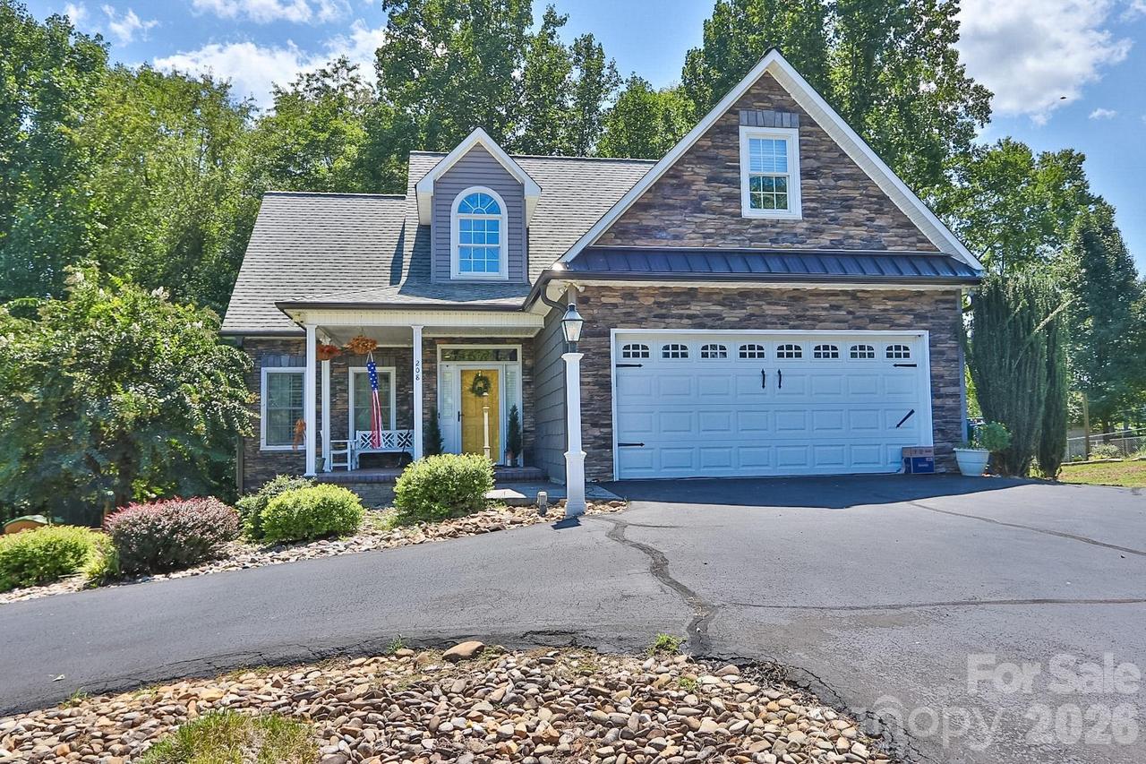 208 Triplett St., Jonesville, NC 28642