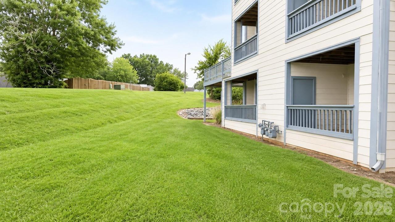 8024 Tremaine Ct., Charlotte, NC 28227
