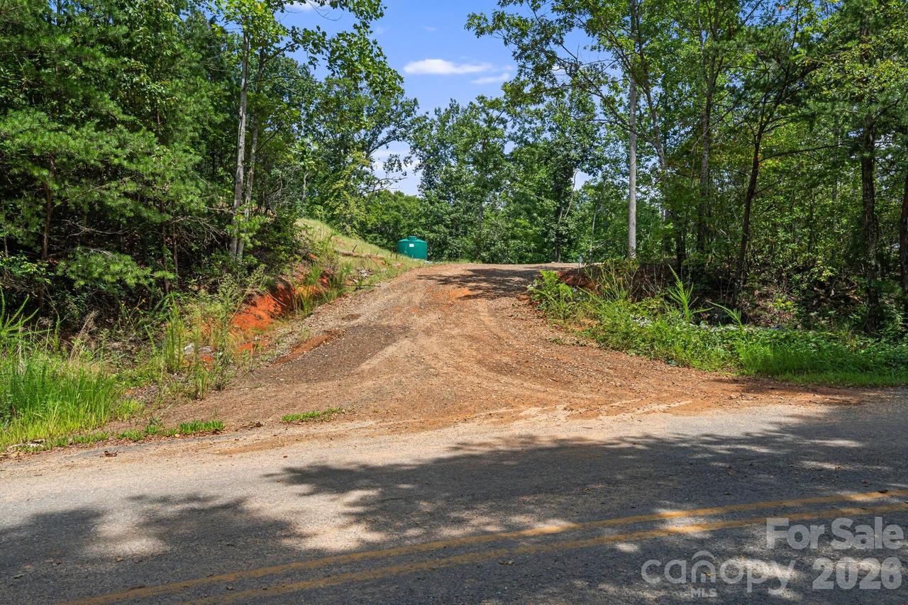163 Camp Elliott Rd., Black Mountain, NC 28711