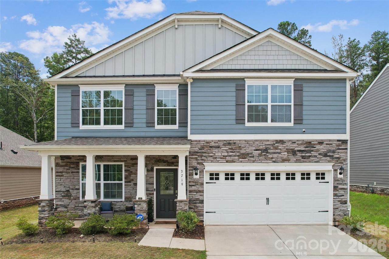 3719 Stanley Creek Dr., Mount Holly, NC 28120