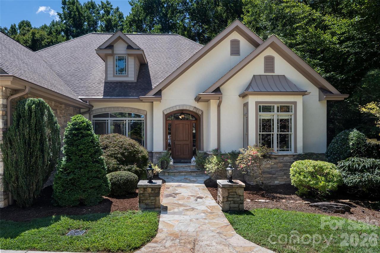 170 Cape Martin Cir. #36, Hendersonville, NC 28791