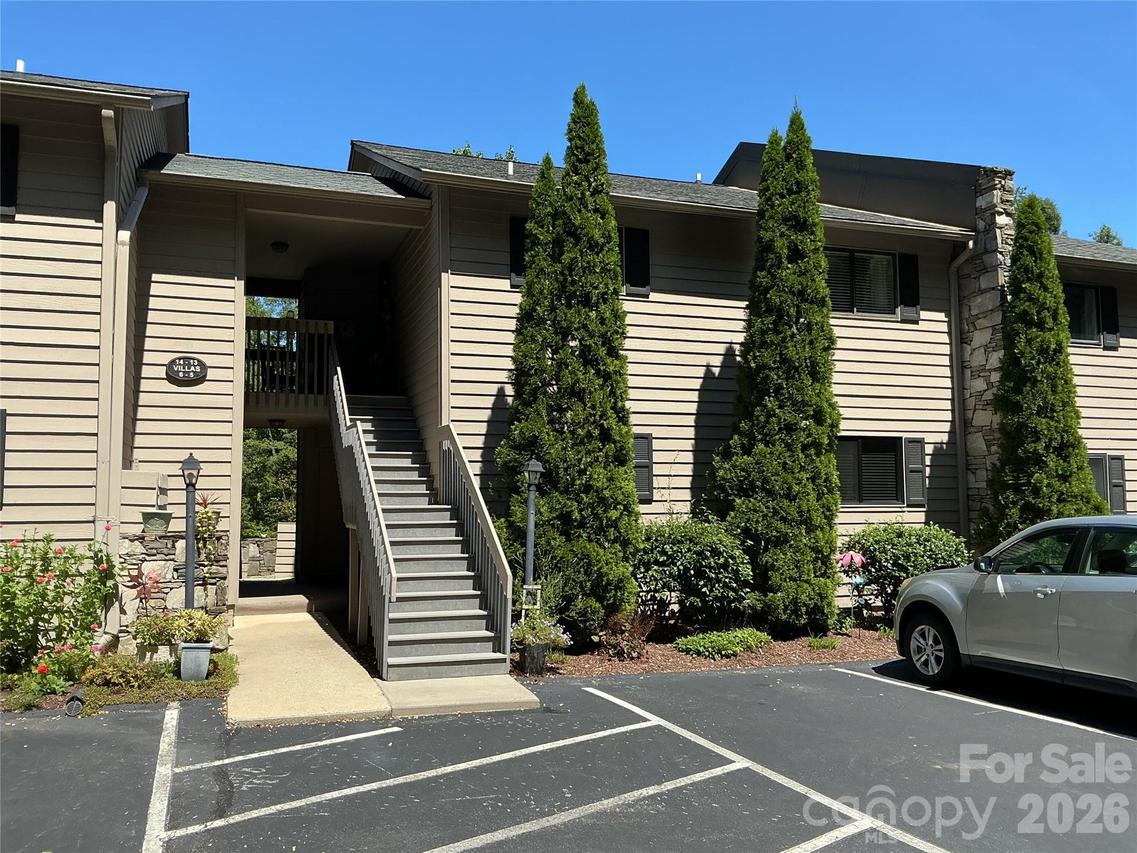 47 Lake Dr. #K 5, Laurel Park, NC 28739
