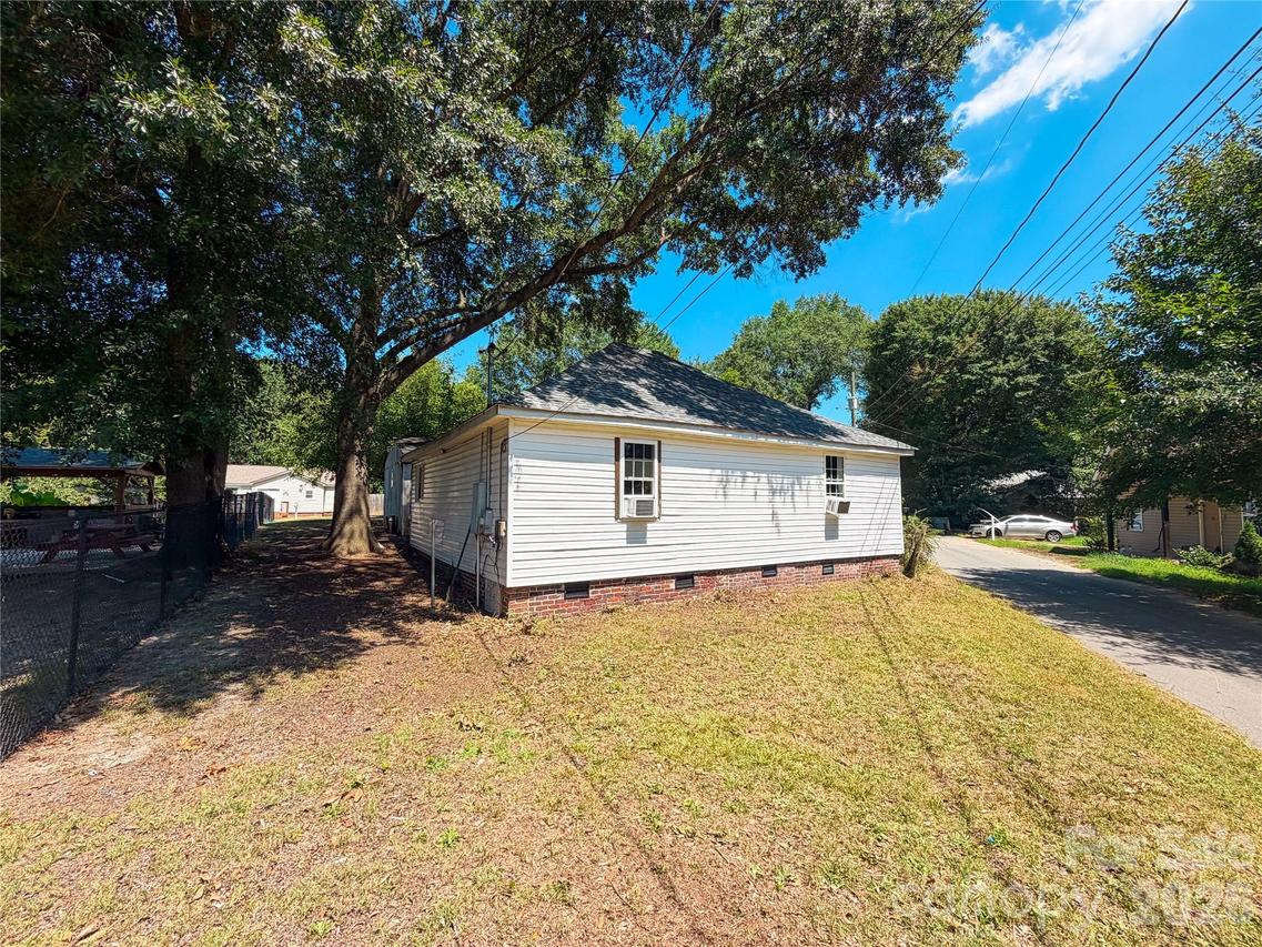 107 Drake St., Gastonia, NC 28052