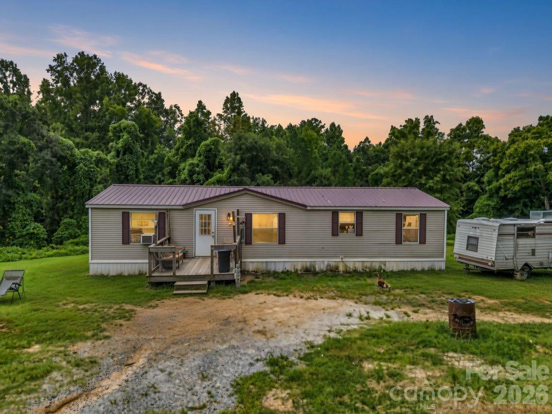 588 Hog Pen Branch Rd., Mooresboro, NC 28114