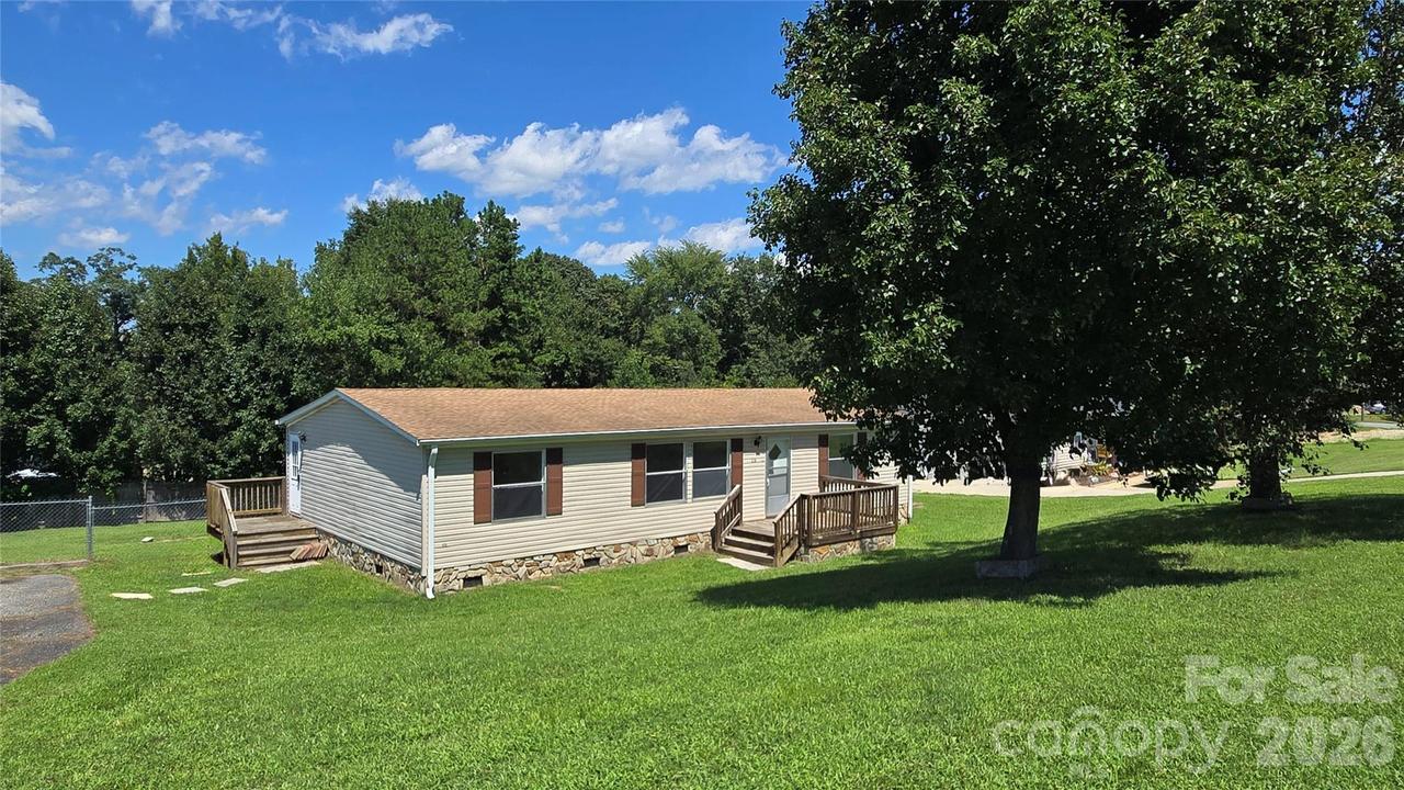 176 Crown Ct., Kings Mountain, NC 28086