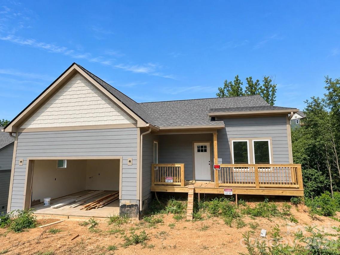 21 Robin Roost Rd., Weaverville, NC 28787