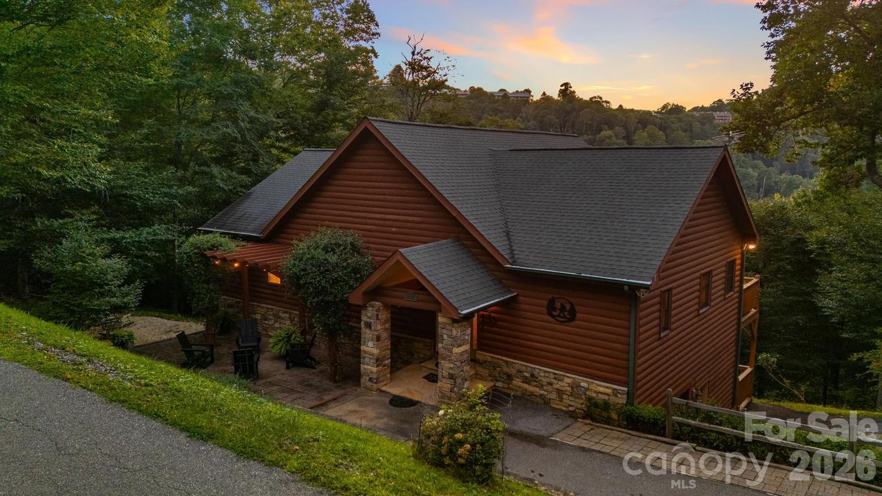 32 Zebulon Ln., Mars Hill, NC 28754