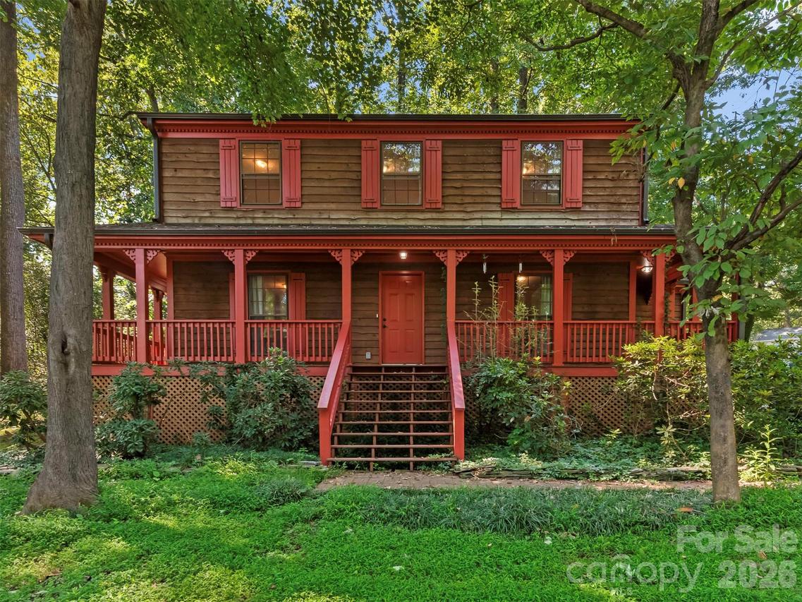 14200 Hackamore Dr., Matthews, NC 28105