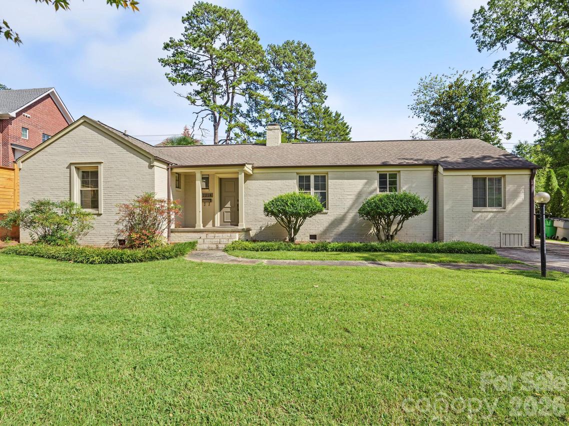 2218 Norcross Pl., Charlotte, NC 28205