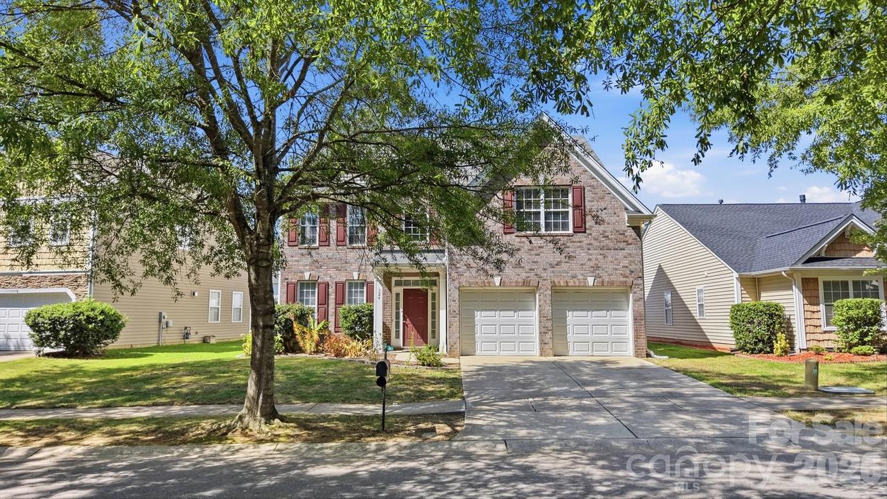 324 Minitree Ln., Charlotte, NC 28214