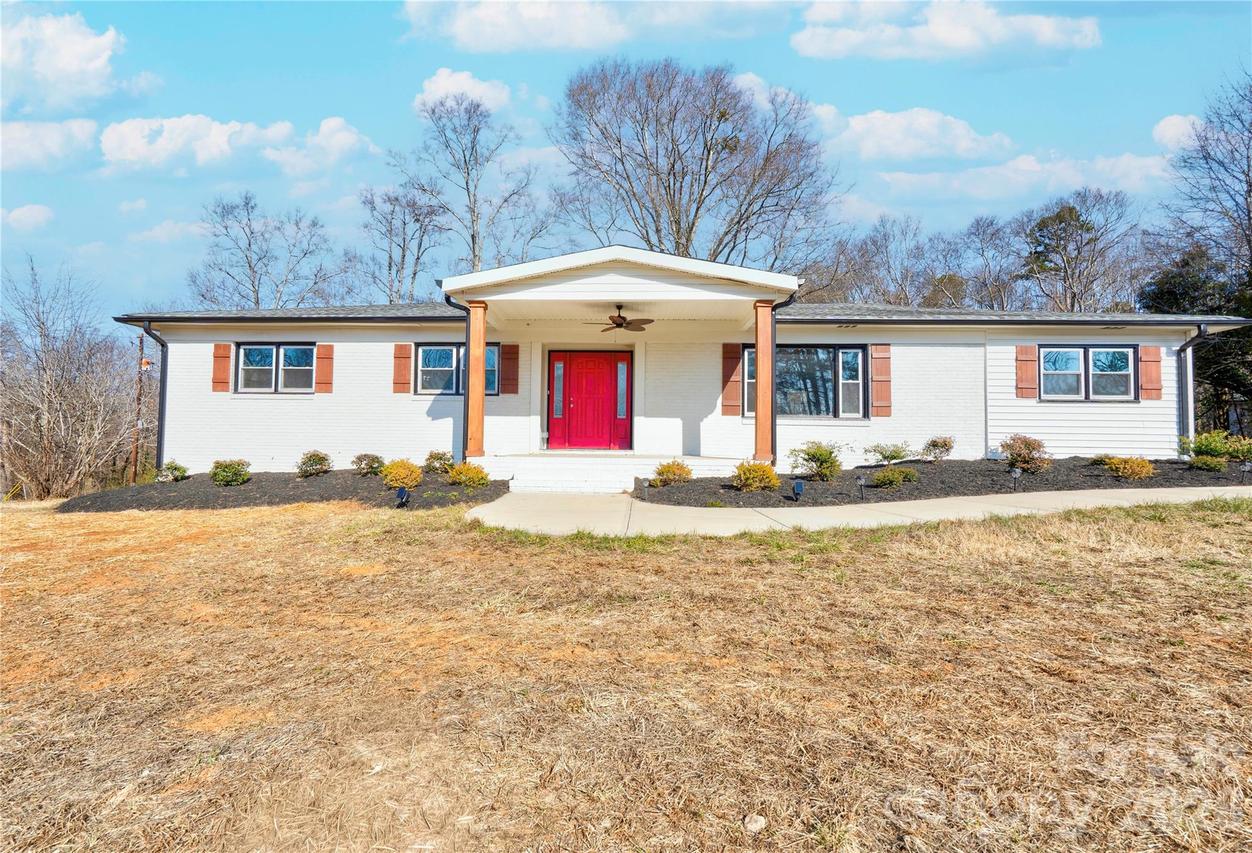 226 Hardin Cir., Grover, NC 28073