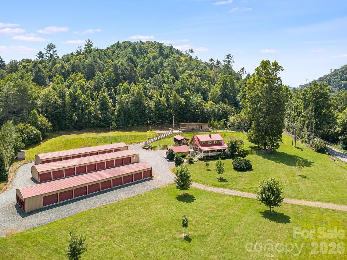 58 Guntertown Rd., Marshall, NC 28753