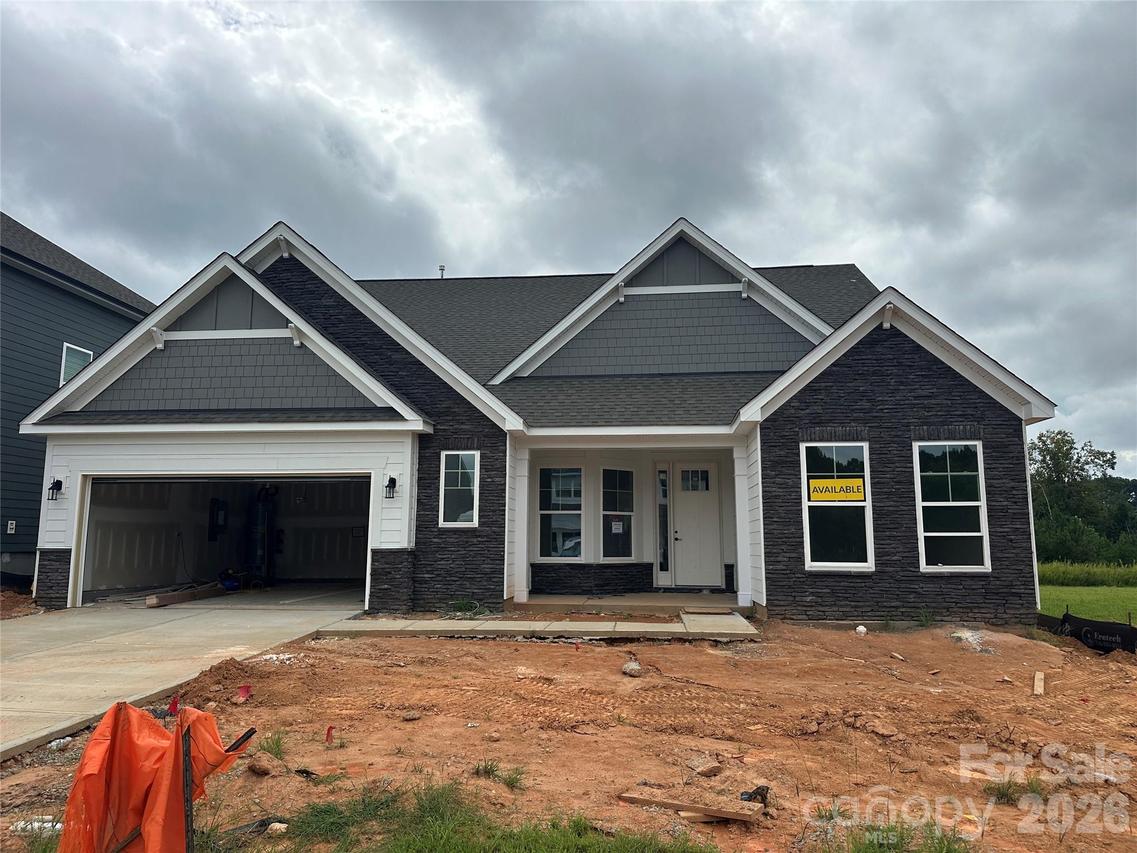 2211 Tabor Rd., Sherrills Ford, NC 28673
