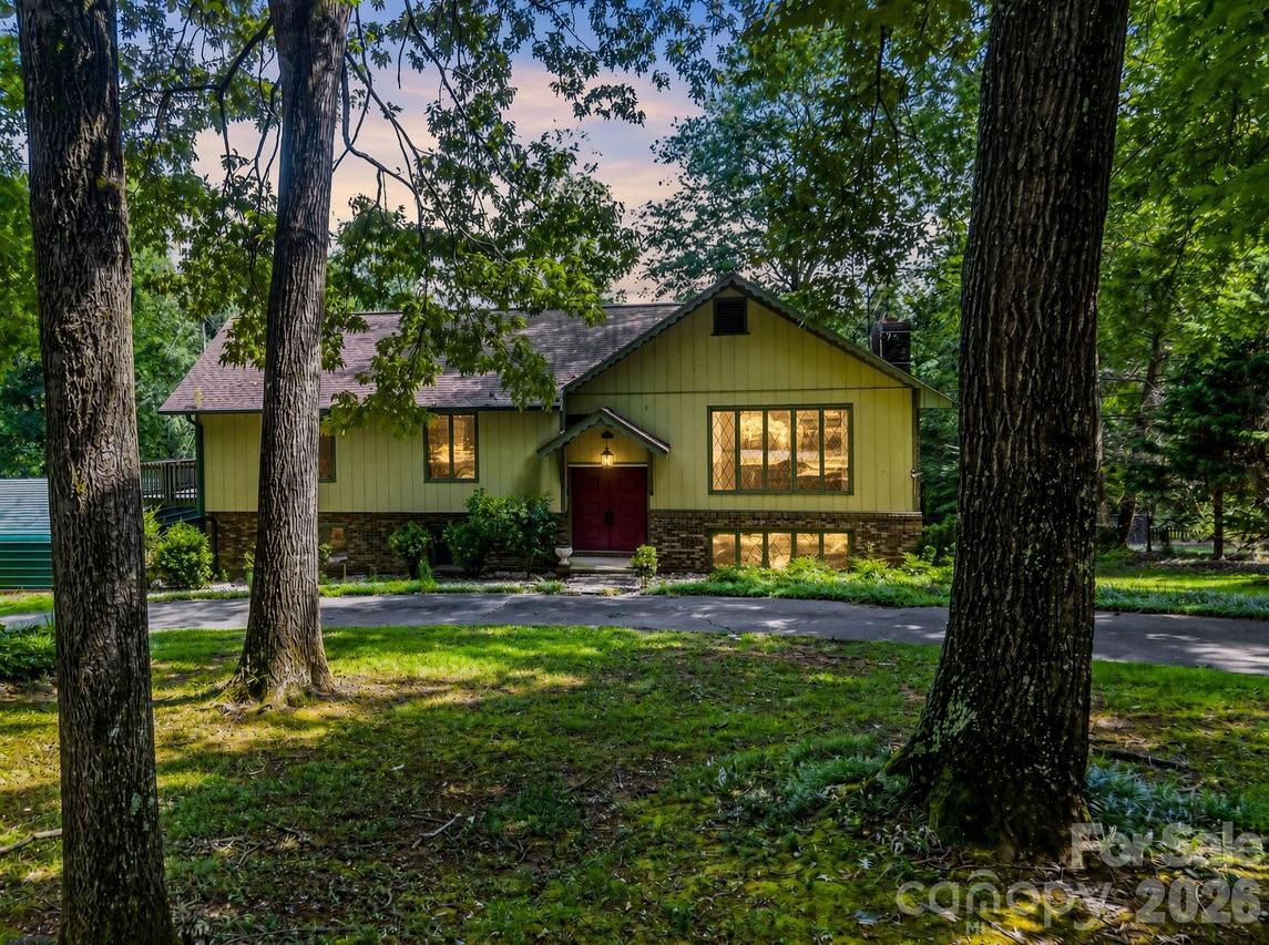 200 Woodland Cir., Rutherfordton, NC 28139