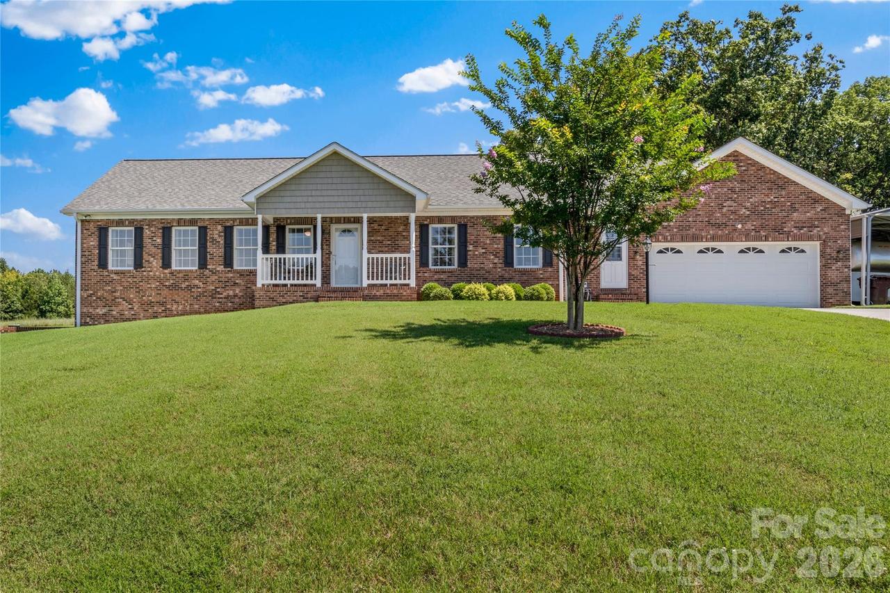 527 Howardtown Cir., Mocksville, NC 27028