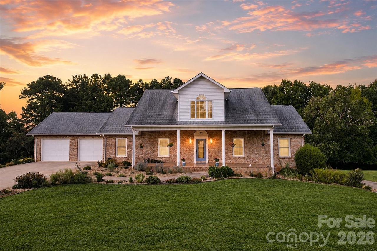 5725 Gunpowder Rd., Granite Falls, NC 28630