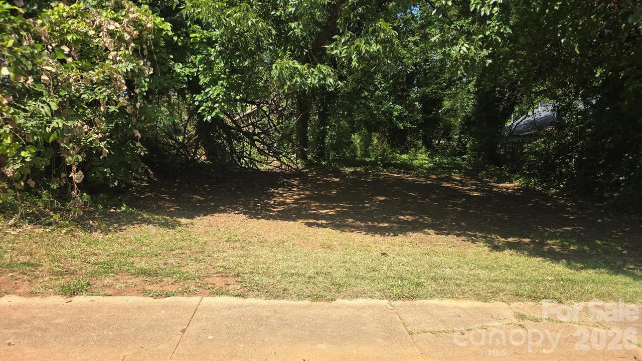 220 N Shaver St. #9, Salisbury, NC 28144