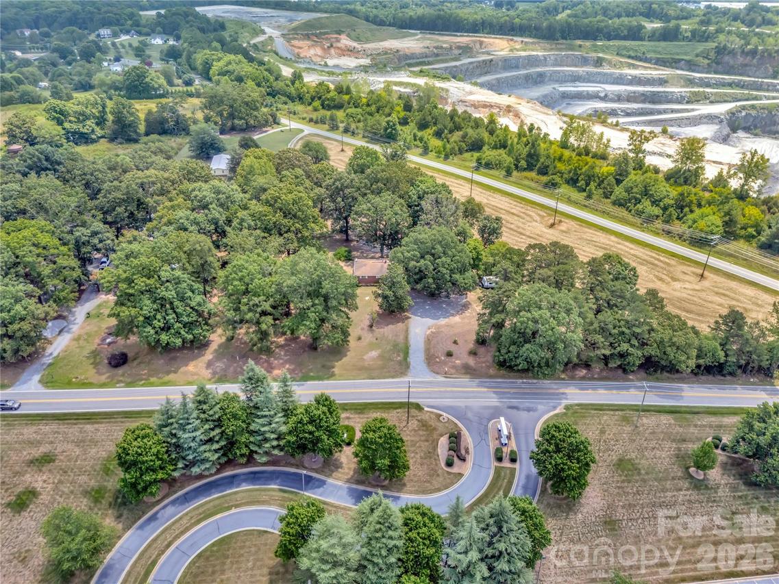 133 Odell School Rd., Concord, NC 28027