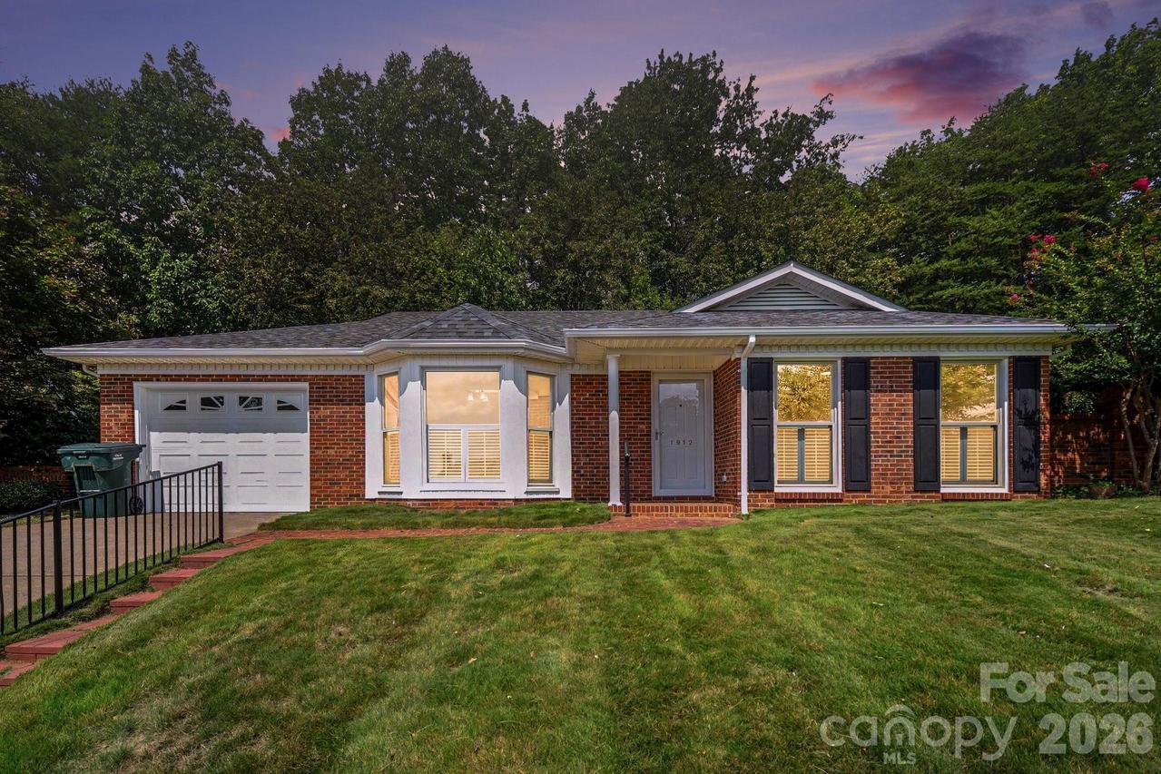 1912 Wexford Ct., Gastonia, NC 28054