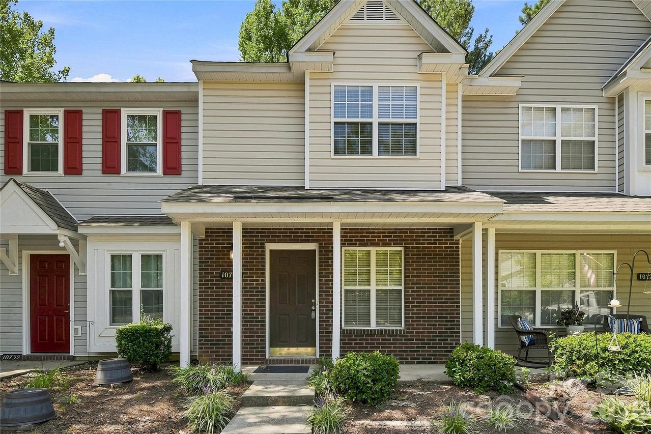 10728 Holly Ridge Blvd., Charlotte, NC 28216