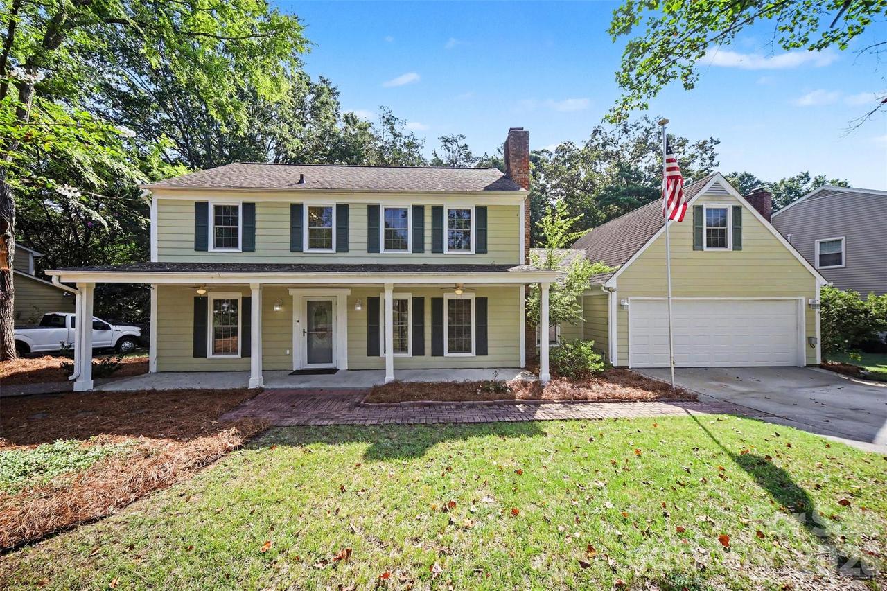 2248 Lawton Bluff Rd., Charlotte, NC 28226