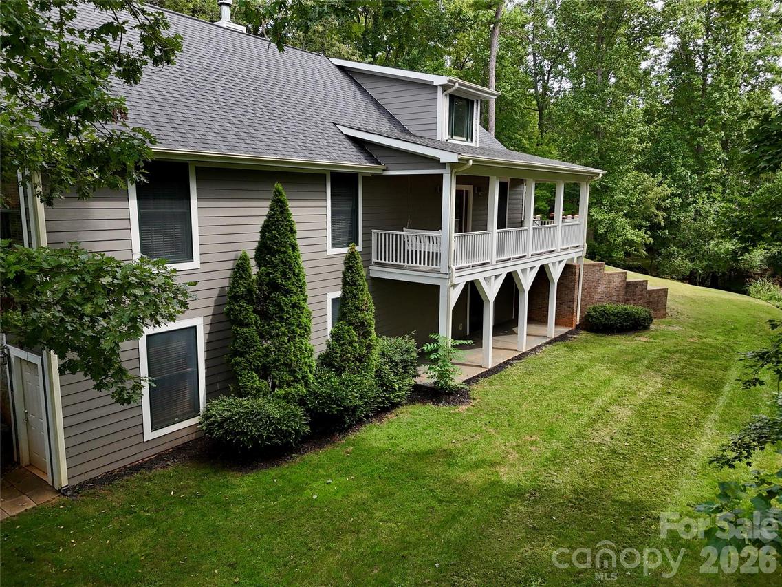 11 Jupiter Hills Dr., Weaverville, NC 28787