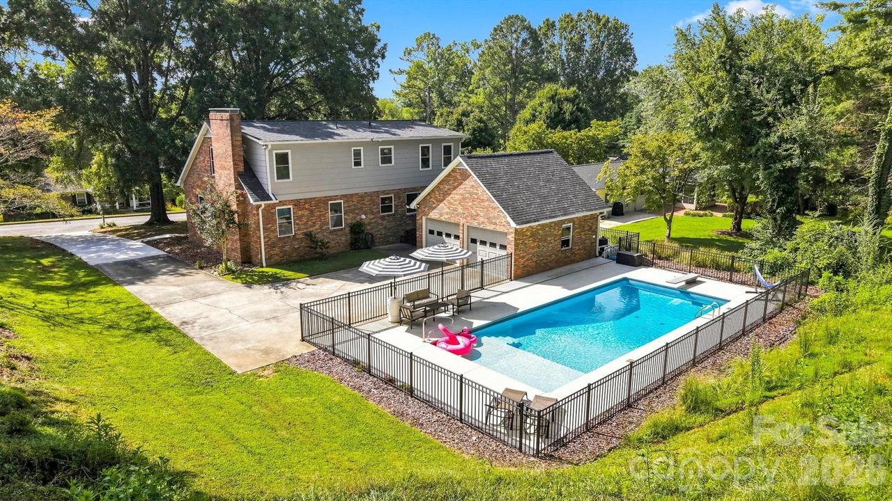 703 Wilmore St., Lenoir, NC 28645