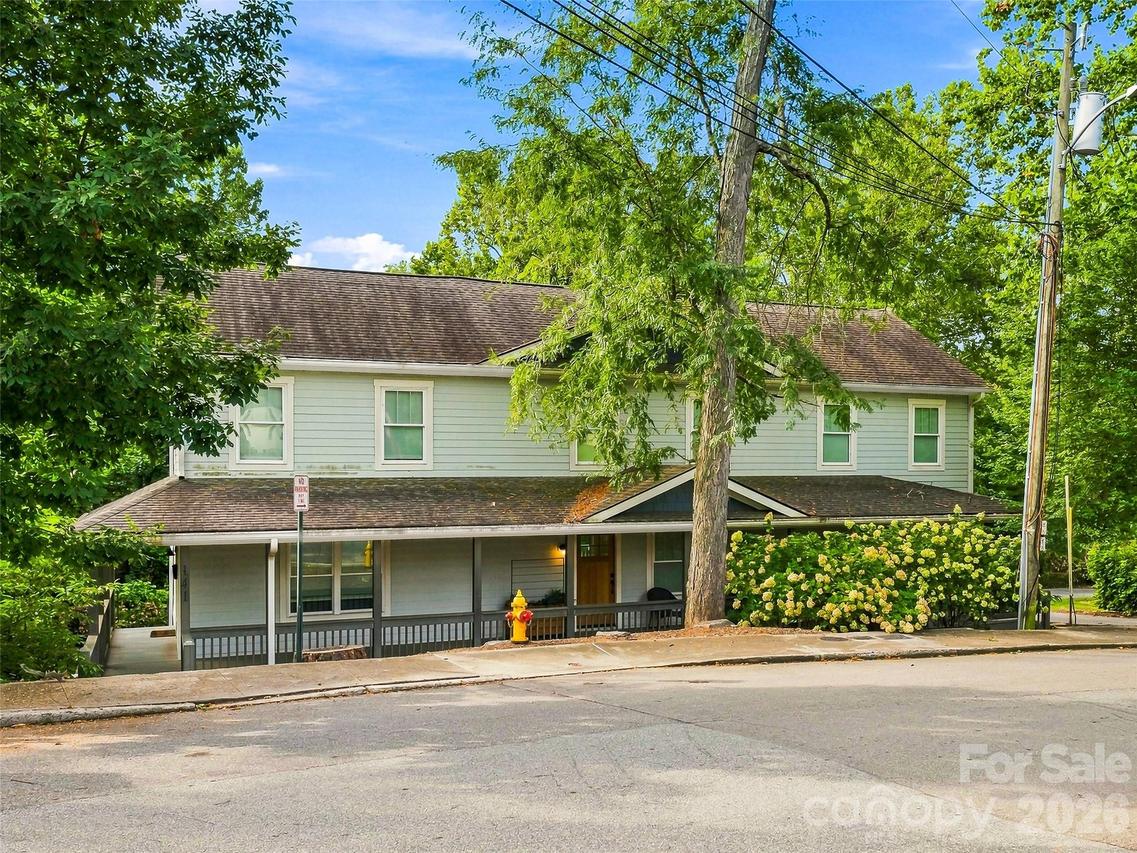 141 Courtland Ave. #2, Asheville, NC 28801