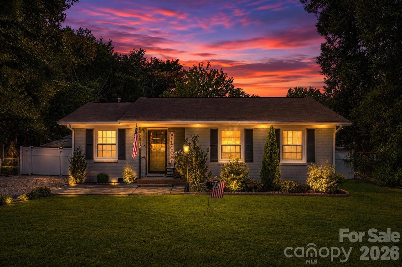 19213 Carter Cir., Cornelius, NC 28031