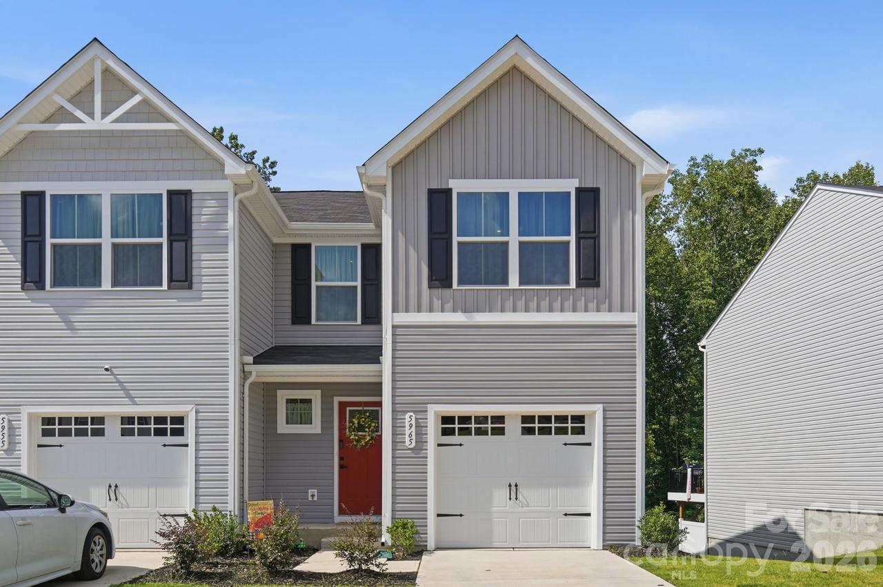 5965 Granbury Dr., Kannapolis, NC 28081