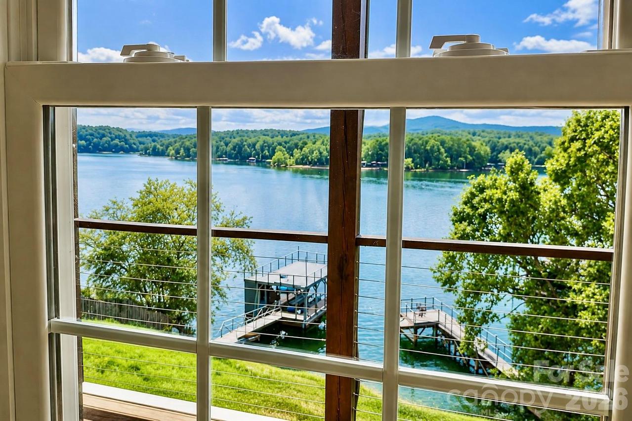 501 Lake Club Dr., Nebo, NC 28761